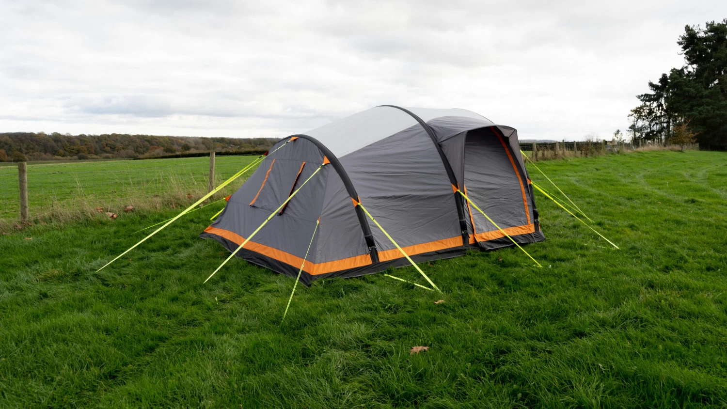 OLPRO Abberley XL Breeze 4 Berth Inflatable Tent 6 OLPRO Abberley XL Breeze 4 Berth Inflatable Tent - Image 4