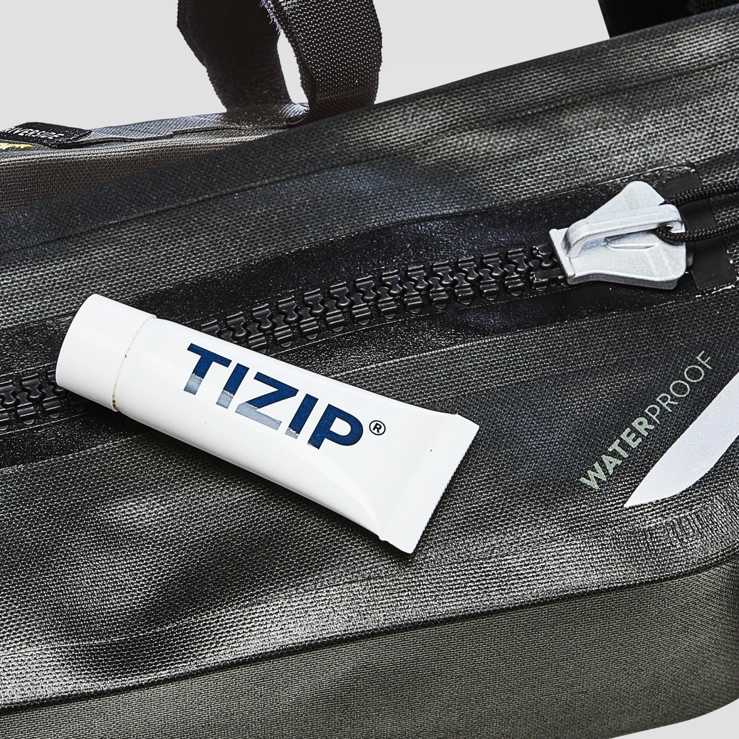 Riverside Bikepacking Half-Frame Waterproof Frame Bag IPX6 7 Riverside Bikepacking Half-Frame Waterproof Frame Bag IPX6 - Image 5